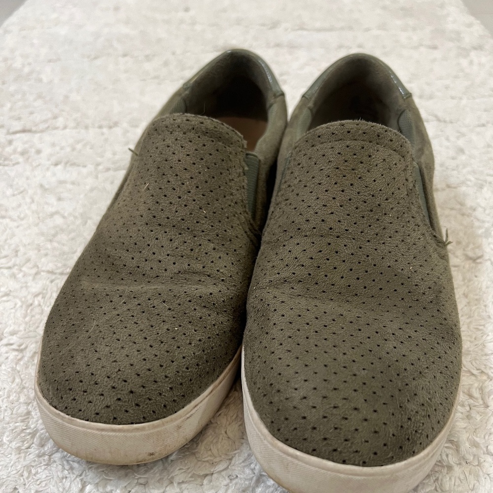 Dr Scholls suede like feel size 6